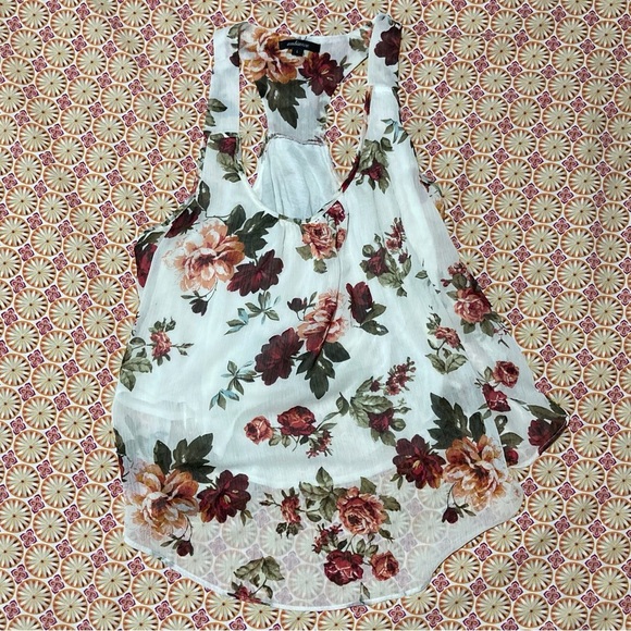 Ambiance Flowy Floral Tank Top with Split Back | White with Pink and Red Roses - Picture 1 of 9